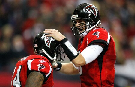 ATLANTA - DECEMBER 13:  Jason Snelling #44 and quarterback Chris Redman #8 of the Atlanta Falcons celebrates Snelling's 4-yard touchdown run in the fourth quarter against the New Orleans Saints at Georgia Dome on December 13, 2009 in Atlanta, Georgia. The Saints won 26-23. <br /><br /><span class="help">(Photo by Kevin C. Cox/Getty Images)</span>