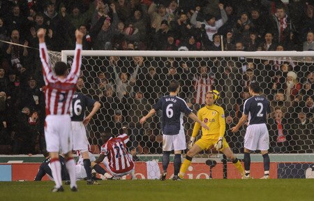 STOKE ON TRENT, ENGLAND - JANUARY 05: Abdoulaye Faye of Stoke scores past Mark Schwarzer of Fulham  during the Barclays Premier League match between Stoke City and Fulham at The Britannia Stadium on January 5, 2010 in Stoke on Trent, England.  <br /><br /><span class="help">(Photo by Laurence Griffiths/Getty Images)</span>