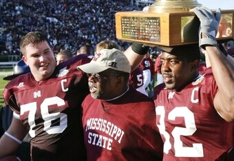 39646941_ole_miss_v_miss_st_crop_340x234