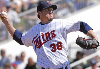 37539735_yankees_v_twins_crop_340x234