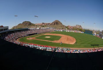 50632009_cubs_v_angels_feature
