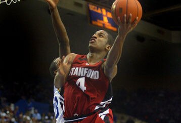 008_206357_ucla_v_stanford_feature