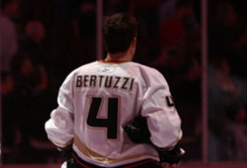 74083239_nhl_ducks_canadiens_feature