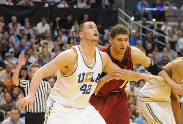 00732810_stanford_v_ucla_feature