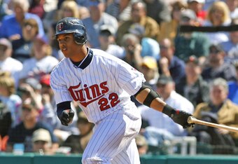 37539730_yankees_v_twins_crop_340x234