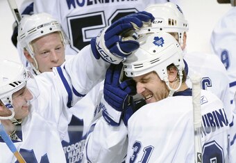 2110018_maple_leafs_v_panthers_crop_340x234