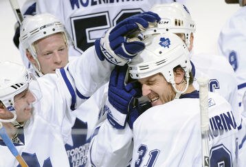 2110018_maple_leafs_v_panthers_feature