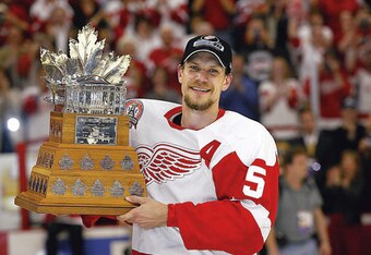 5240540_niklas_lidstrom_crop_340x234