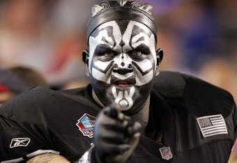 Raiders_fan_crop_340x234