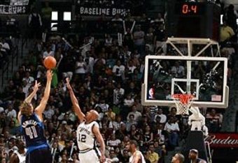 Dirk_last_second_shot_crop_340x234