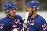 Nhl_g_drury_gomez_380_crop_150x100