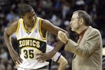 56064285_hawks_v_sonics_crop_150x100