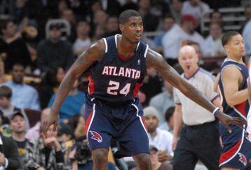 2010136_hawks_v_cavaliers_feature
