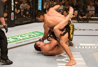 Ufc70_07_machida_vs_heath_009_cropped