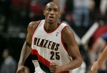 3380226_knicks_v_trail_blazers_feature