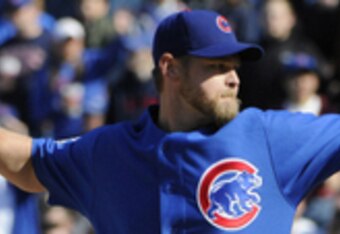 48416142_astros_v_cubs_crop_340x234