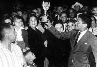 Garrincha-1962_crop_340x234