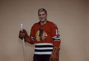 Bobby_hull_of_the_chicago_black_crop_340x234
