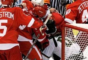 Nhl_a_redwings_412_crop_340x234