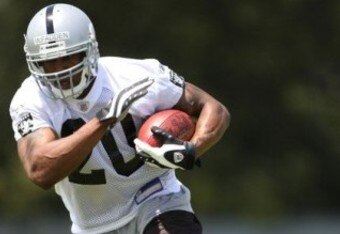 Oakland_raiders_rookie_mini_cam_crop_340x234