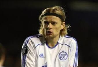 3439554928-soccer-uefa-cup-grou_crop_340x234