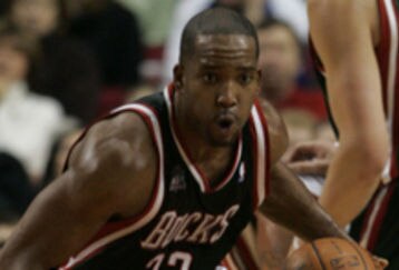 3381240_bucks_v_trail_blazers_feature