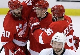 Chris_osgood_crop_340x234