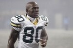 56091094_packers_v_seahawks_crop_150x100