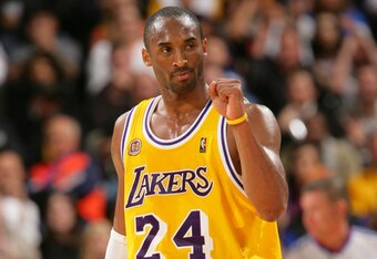 Kobe_fist_pump_crop_340x234
