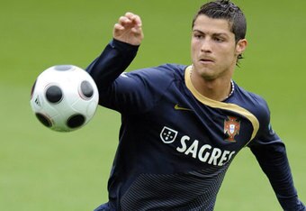 Ronaldo-cristiano080602ap_crop_340x234