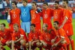 Holland_squad_crop_150x100