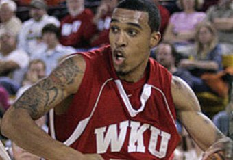 Courtneylee250_1213_crop_340x234