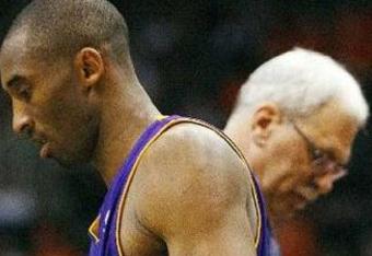 Kobe_bryant_phil_jackson_camina_crop_340x234