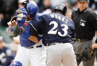 Weeks_crashes_against_soto_4-3_crop_340x234