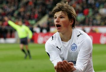 Andrei_arshavin_celeb_bayer_v_z_feature