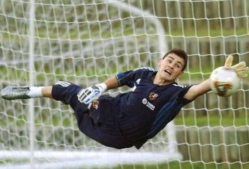 Iker-casillas-43_feature