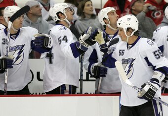 918m080301119_bolts_v_canes_crop_340x234