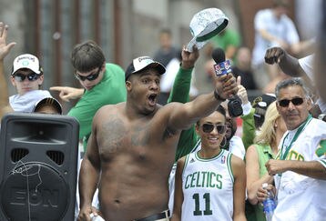 13108061922_celtics_rally_feature