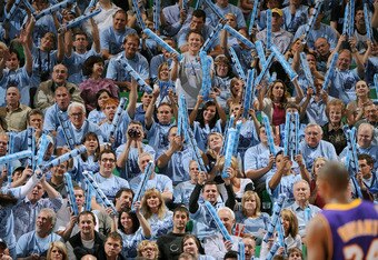 Utah_jazz_fans_crop_340x234