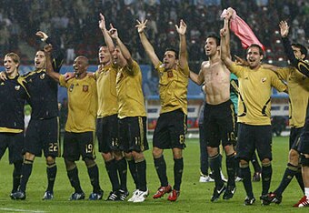 Spaincelebrate2r_450x300_crop_340x234