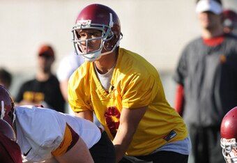 00732905_usc_football_practice_crop_340x234
