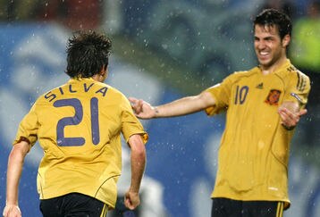 279080626167_euro2008_esp_v_ger_feature
