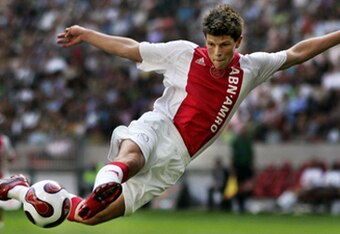 Klaas_20jan_20huntelaar_01_crop_340x234