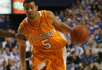 73918592_kentucy_v_tennesse_crop_340x234