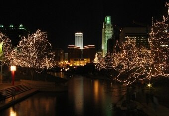 Omahaatnight_crop_340x234