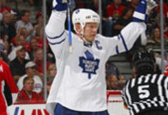 Mats_celebrate_175_crop_340x234