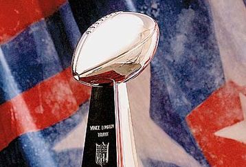 Super_bowl_trophy_feature
