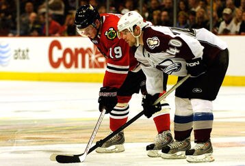 48474072_avalanche_v_blackhawks_feature