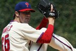 3940001_giants_v_phillies_crop_150x100