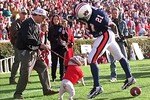 Uga_attacking_auburn_crop_150x100
